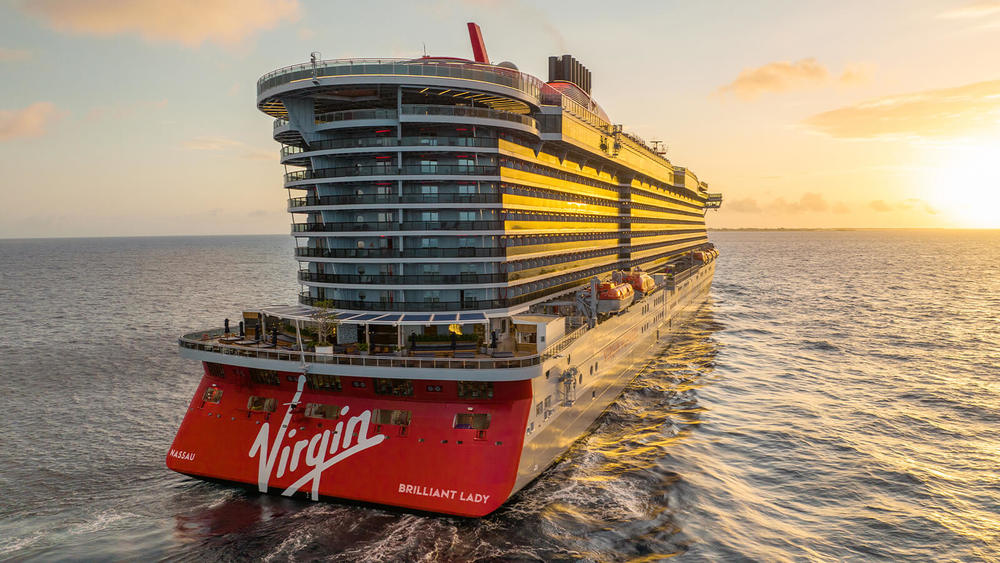 Cruise ship